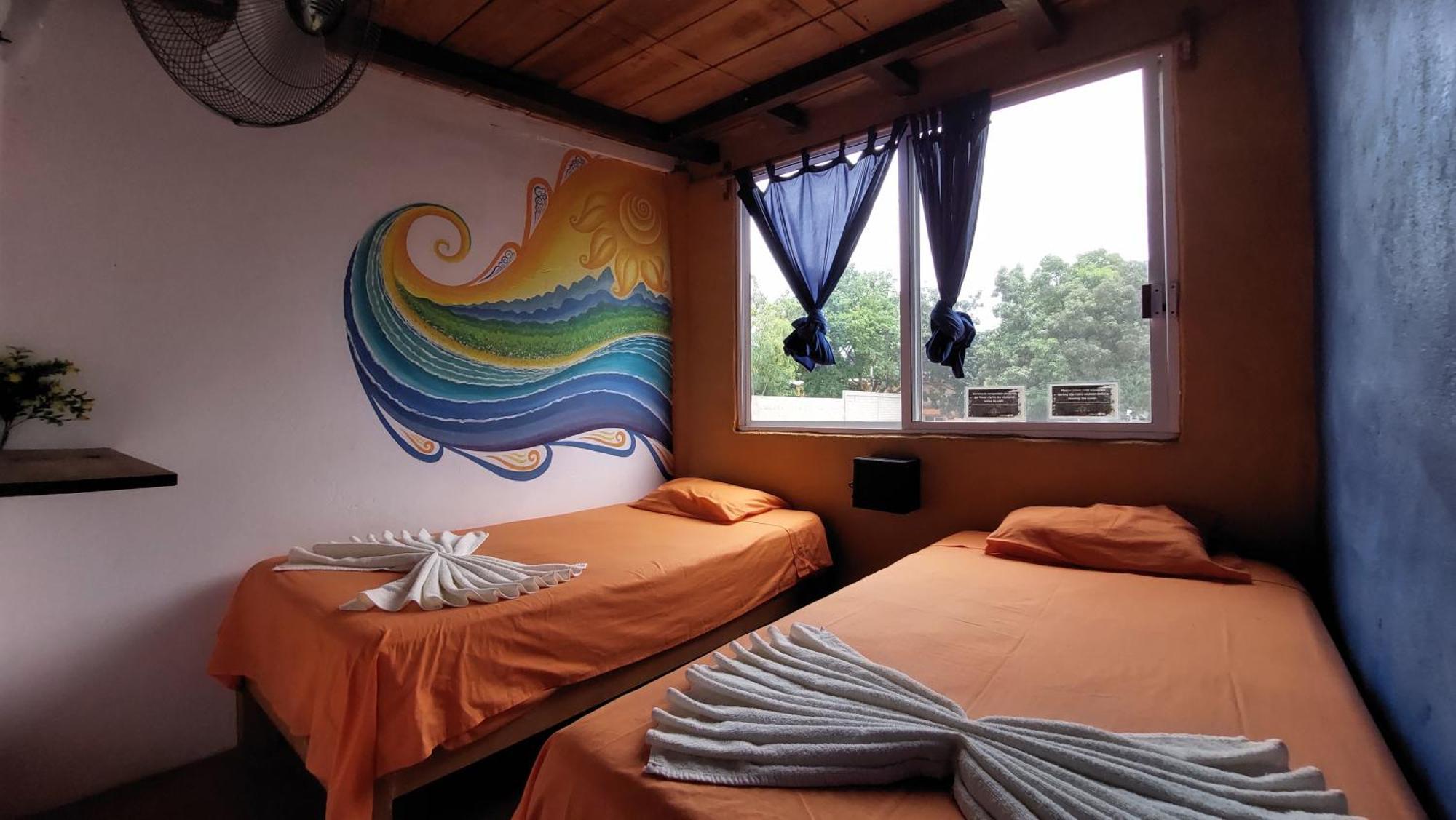 Tower Bridge Hostel Puerto Escondido  Exteriér fotografie