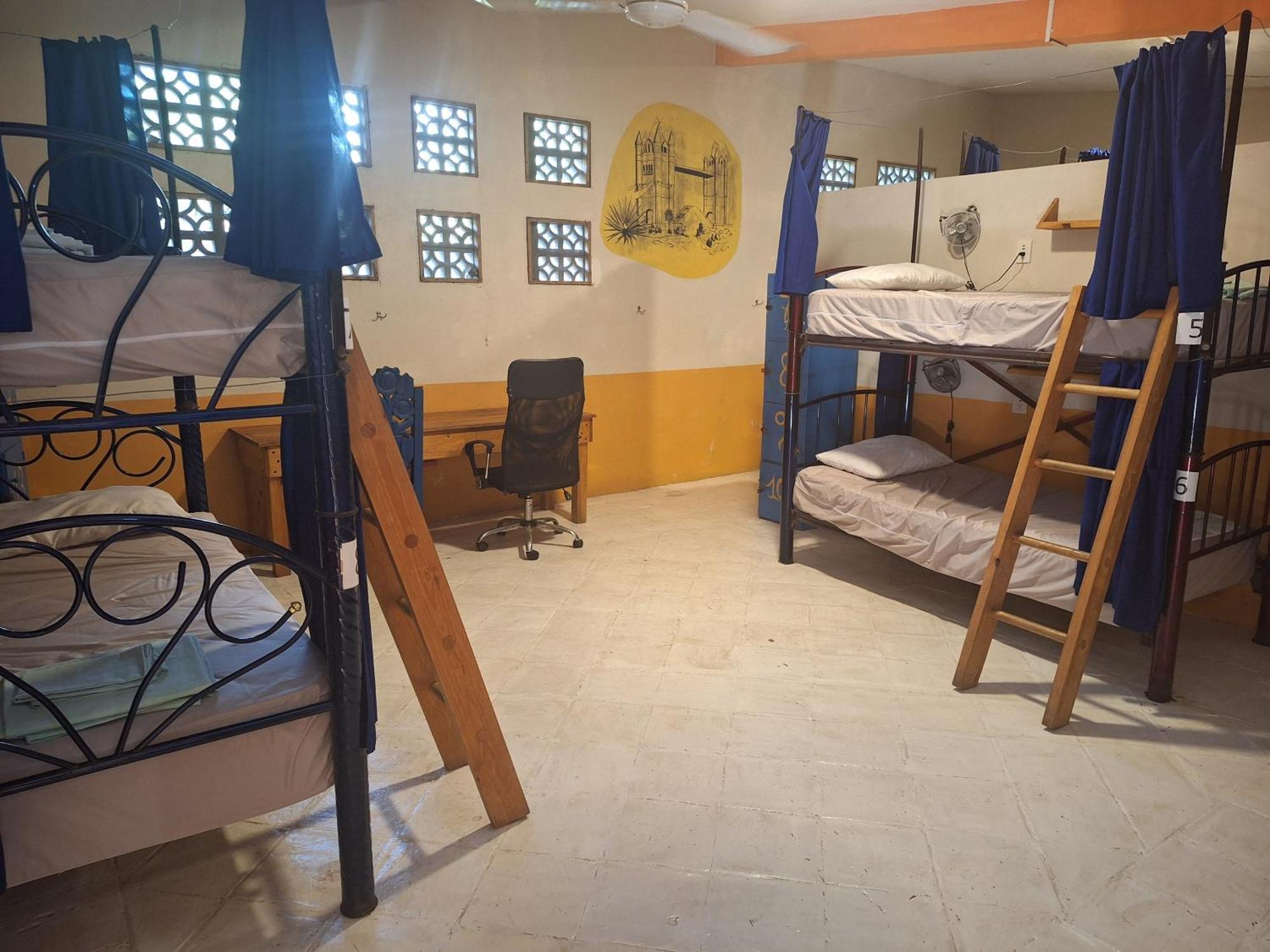 Tower Bridge Hostel Puerto Escondido  Exteriér fotografie